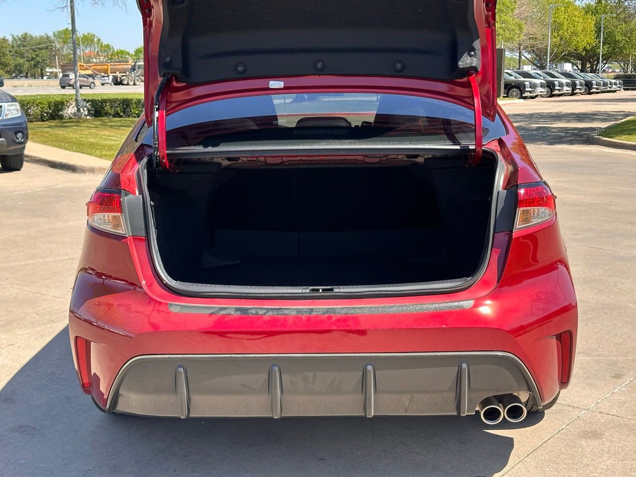 Used 2026 Toyota Corolla SE FWD image 12