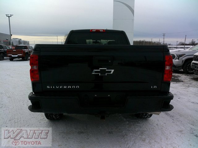 Used 2019 Chevrolet Silverado 1500 LT w/ All Star Edition image 3