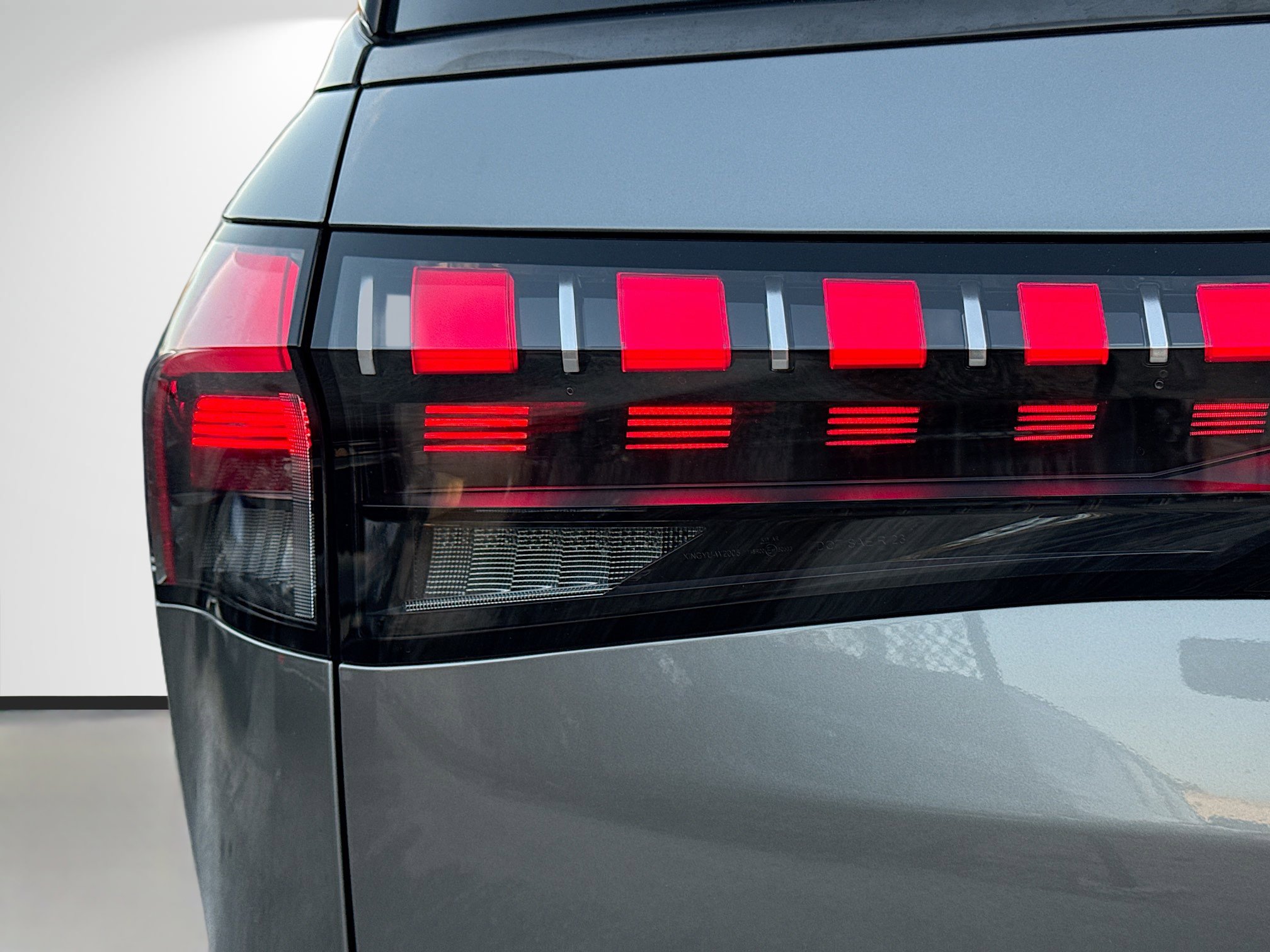 Used 2026 INFINITI QX80 4WD image 10