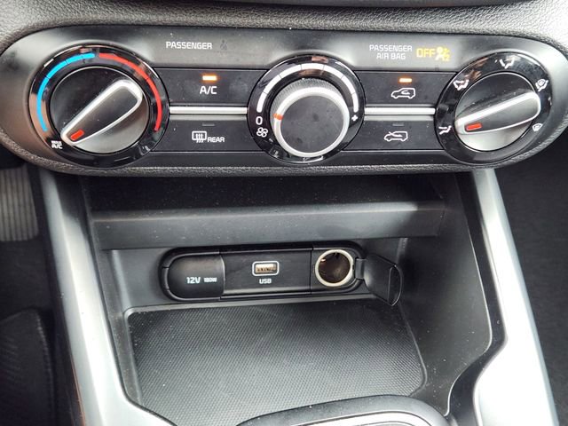 Certified 2025 Kia Soul LX w/ LX Technology Package image 19