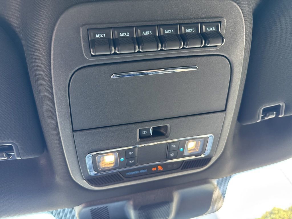 Used 2025 Ford F150 Raptor image 22