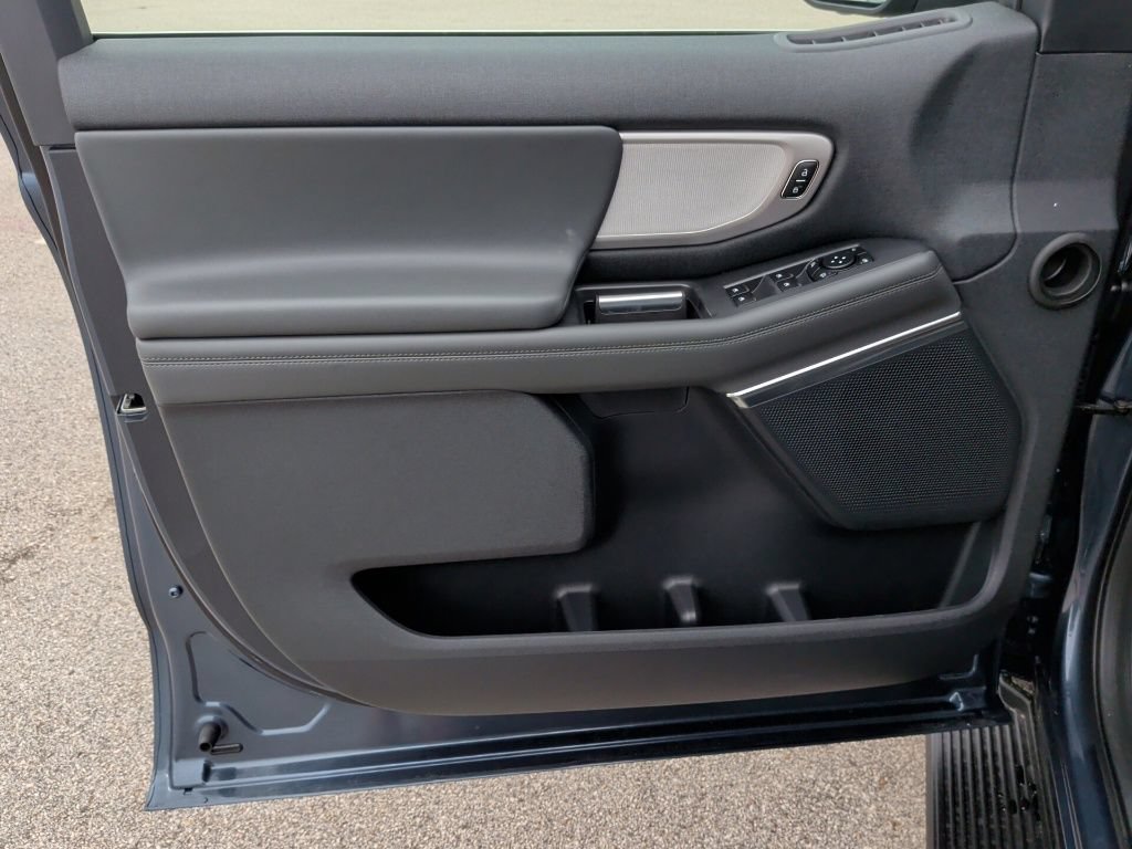 New 2027 Ford Expedition Active RWD image 10