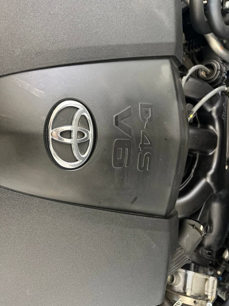 Used 2020 Toyota Highlander Limited AWD/4WD image 12