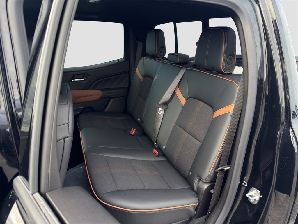 New 2026 GMC Canyon AT4 image 13