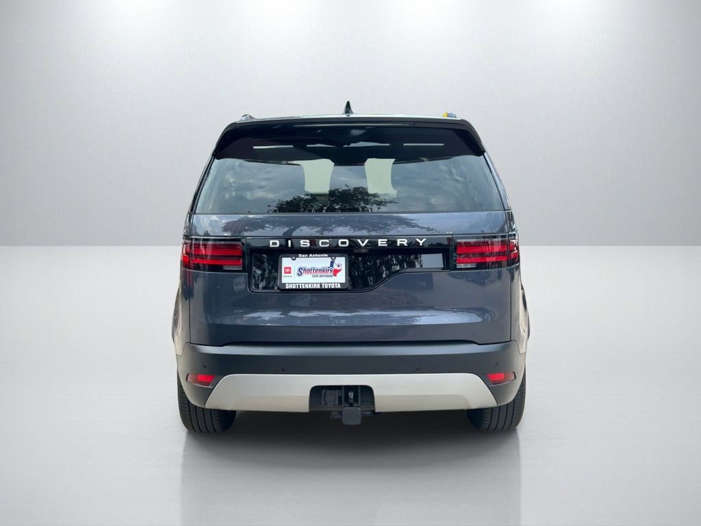 Used 2024 Land Rover Discovery S AWD/4WD image 6