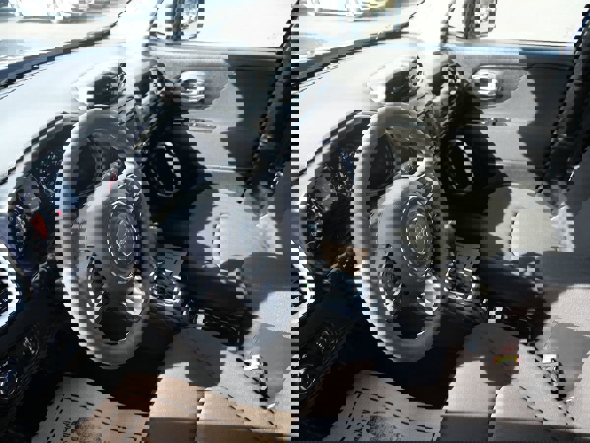 Used 2018 Jeep Renegade Sport w/ Power & Air Group image 12