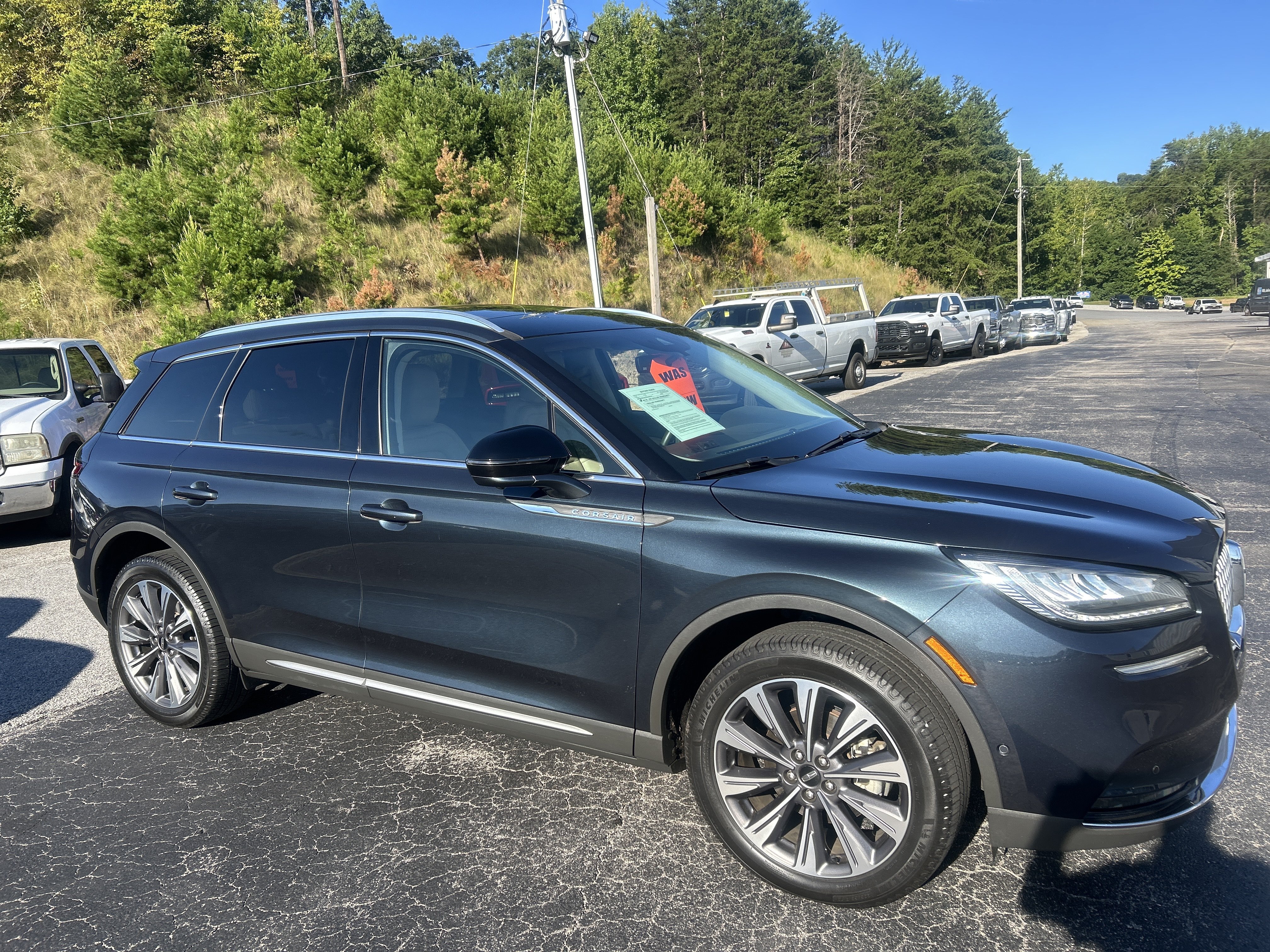 Used 2021 Lincoln Corsair Reserve w/ Equipment Group 201A FWD image 9