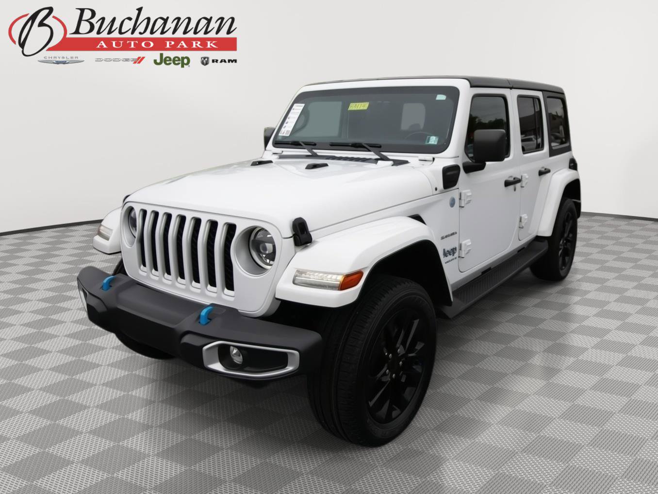 Used 2023 Jeep Wrangler Unlimited Sahara w/ Cold Weather Group AWD/4WD image 1