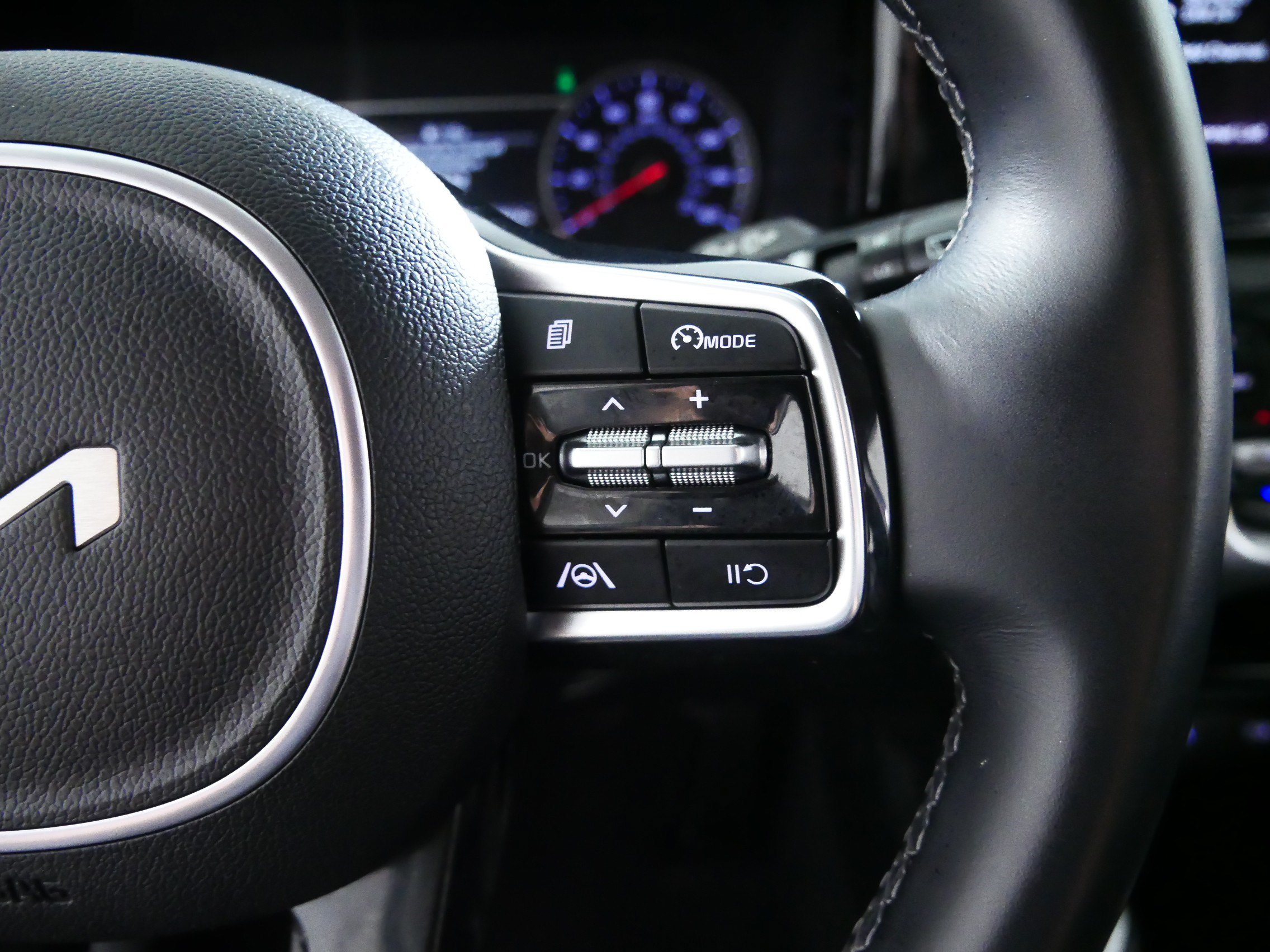 Used 2022 Kia Sorento S AWD/4WD image 28