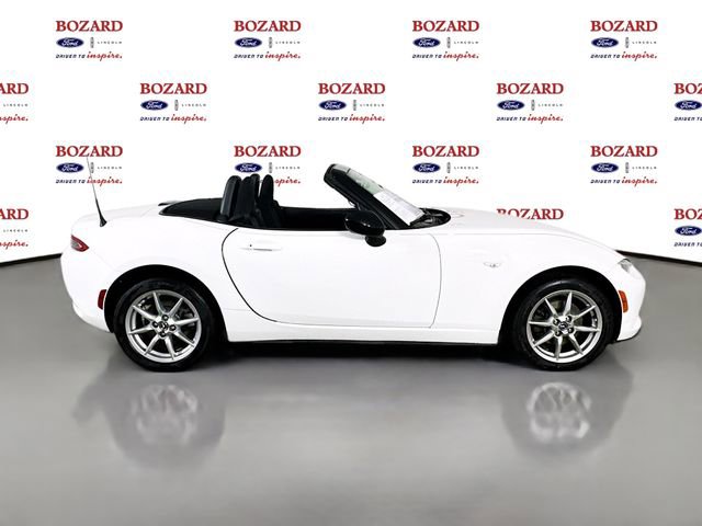 Used 2016 MAZDA MX-5 Miata Sport image 9