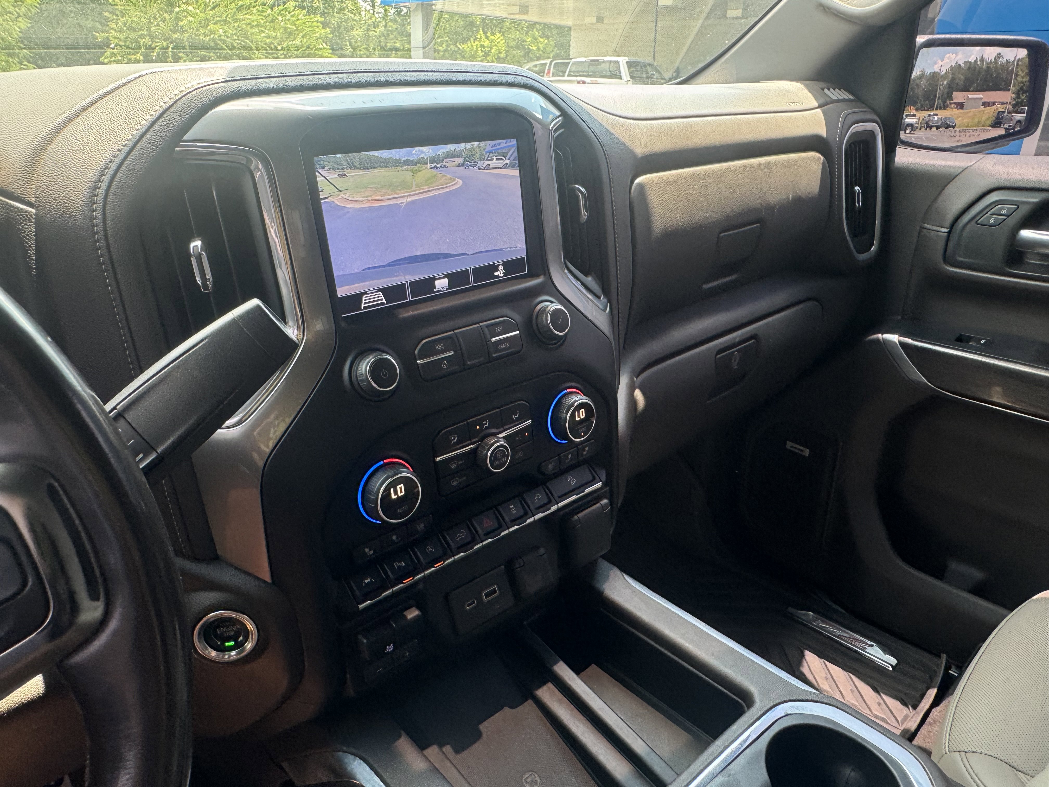 Used 2020 Chevrolet Silverado 1500 LTZ w/ LTZ Premium Package image 16