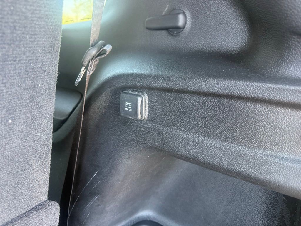 Used 2023 Jeep Grand Cherokee L Laredo AWD/4WD image 40