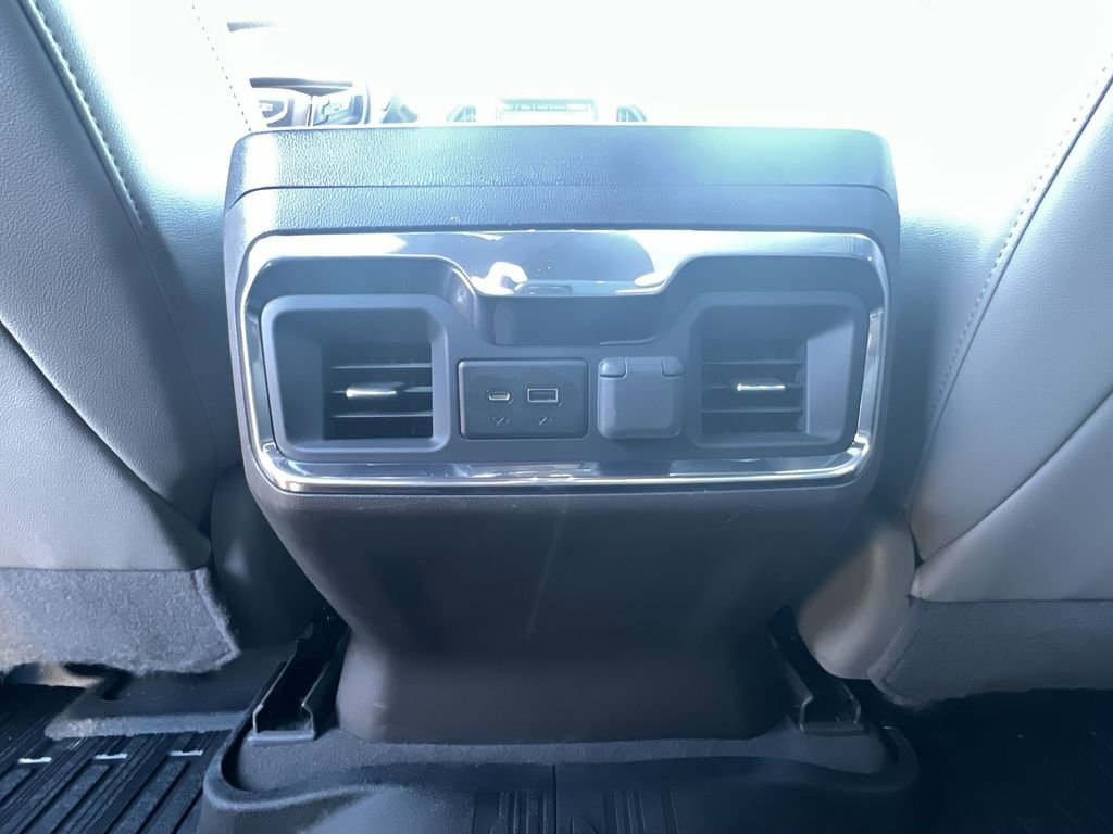 Certified 2022 GMC Sierra 1500 SLT w/ SLT Convenience Package image 20