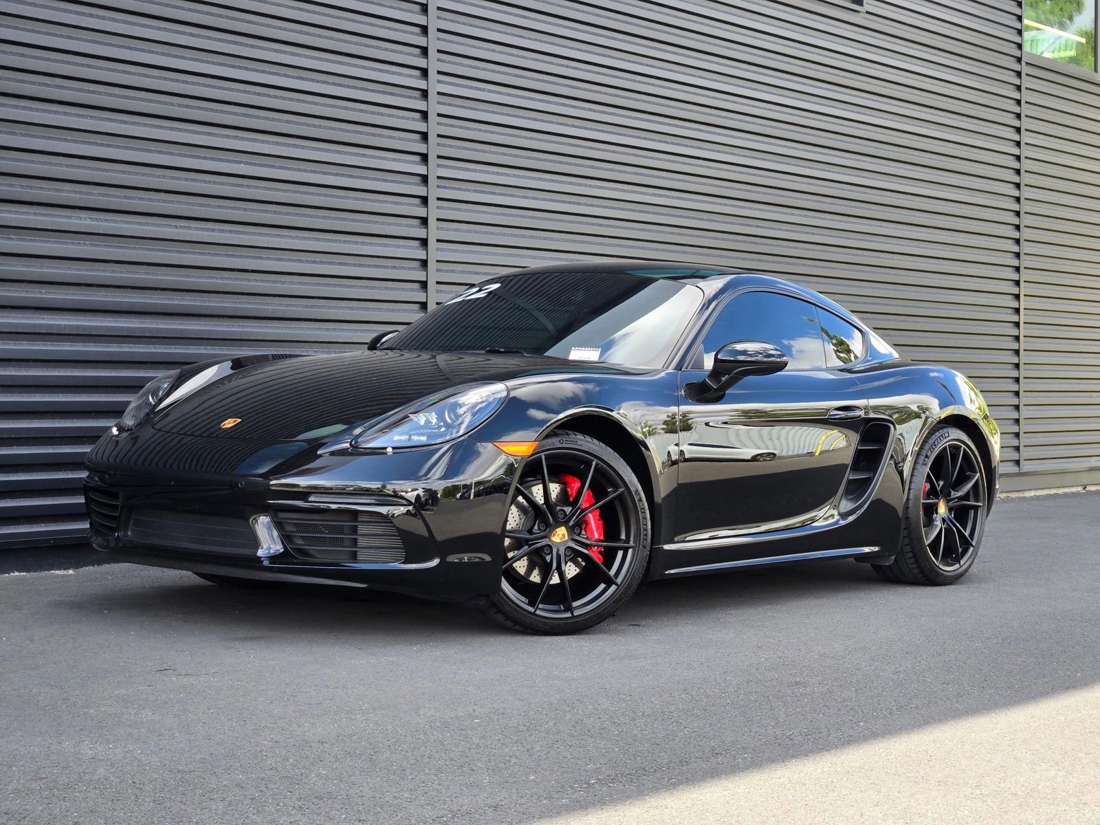 Used 2022 Porsche 718 Cayman S RWD image 1