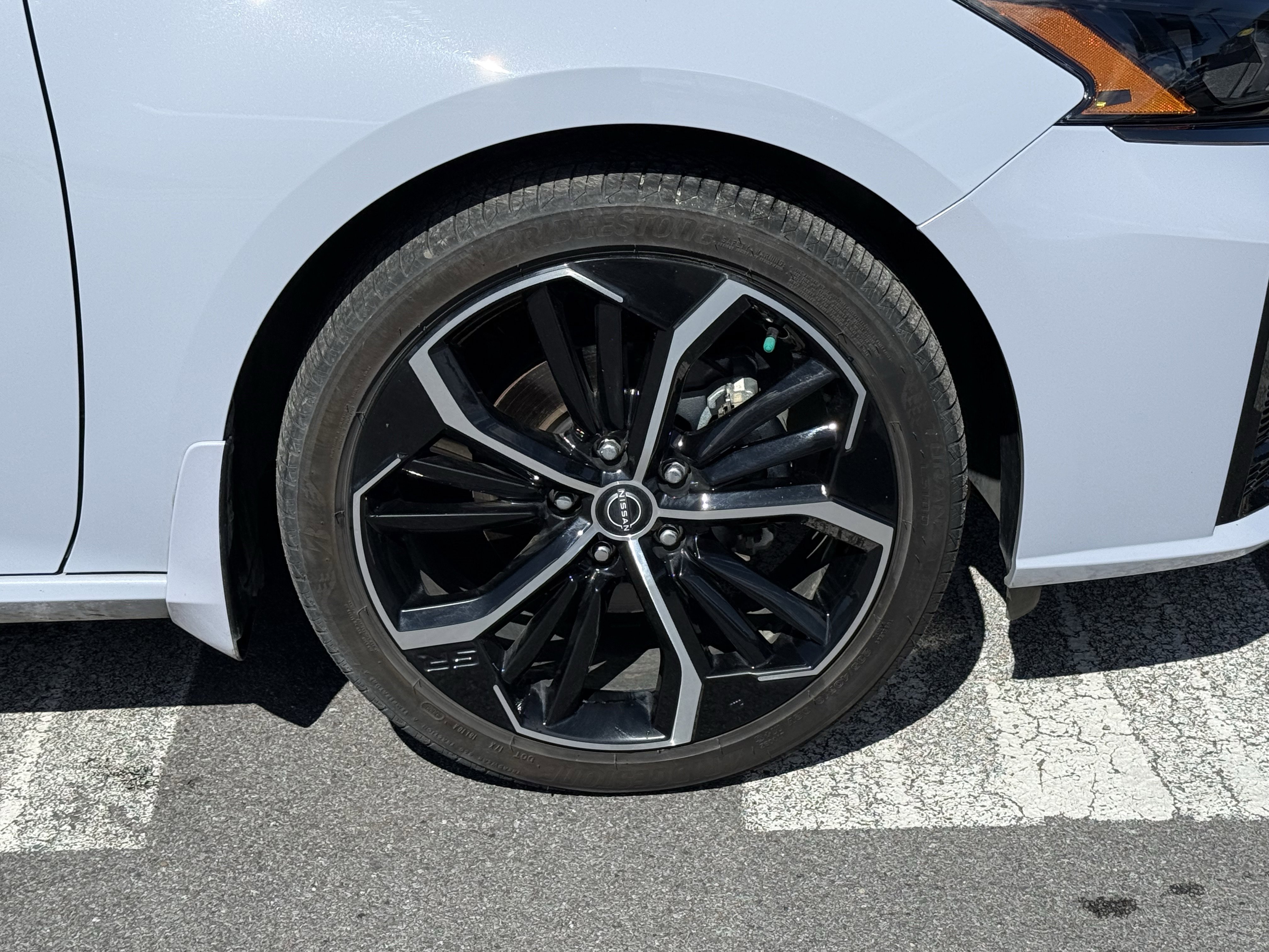 Used 2024 Nissan Altima 2.5 SR w/ SR Premium Package image 12