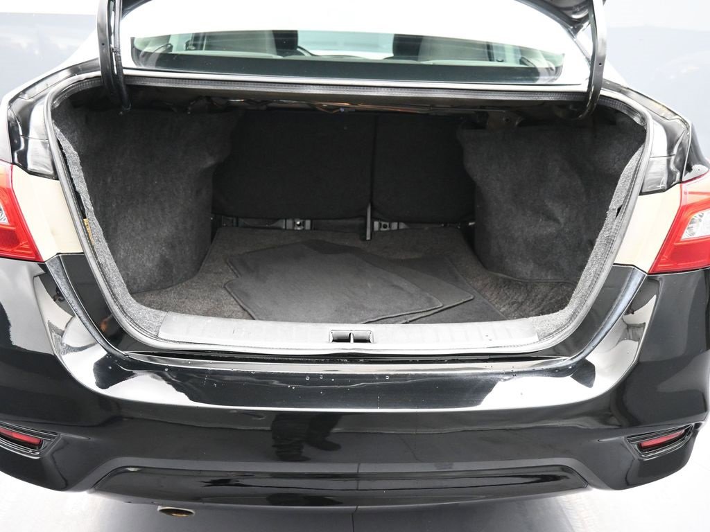 Used 2016 Nissan Sentra SR image 21