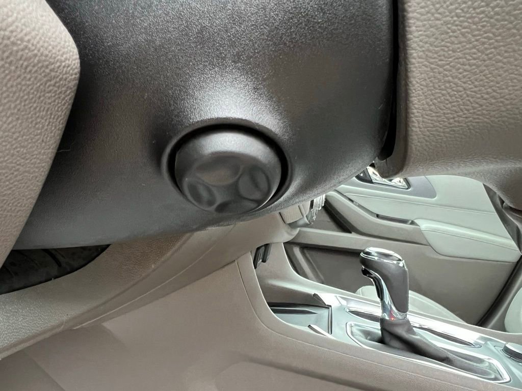 Used 2019 Chevrolet Traverse Premier w/ Driver Confidence II Package image 38