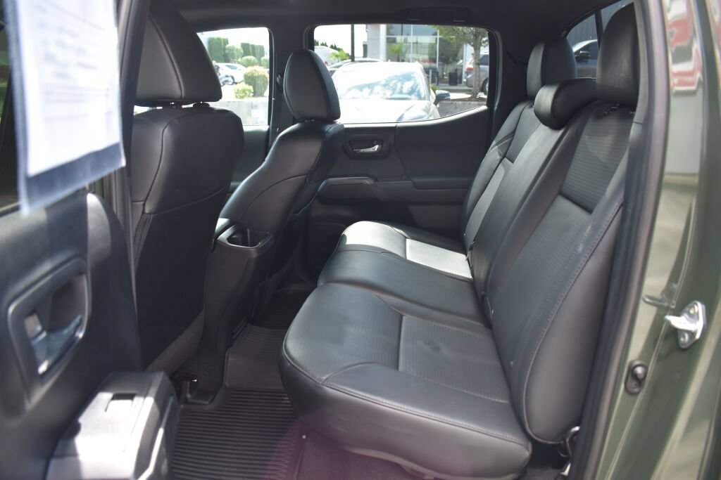 Certified 2021 Toyota Tacoma TRD Sport w/ TRD Premium Sport Package AWD/4WD image 20