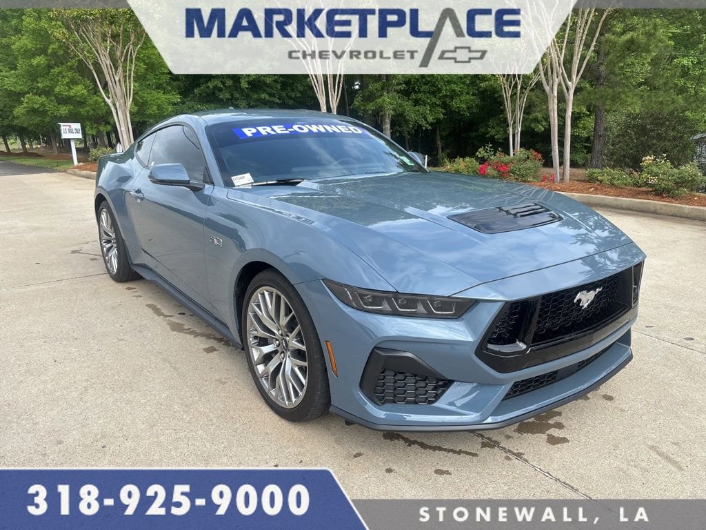 Used 2025 Ford Mustang GT Premium RWD image 1