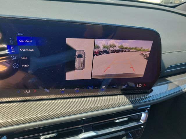 New 2027 Chevrolet Traverse Z71 w/ Driver Confidence Package AWD/4WD image 33