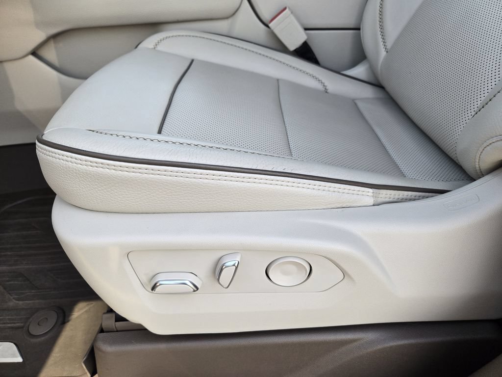 Used 2022 GMC Yukon XL Denali RWD image 20