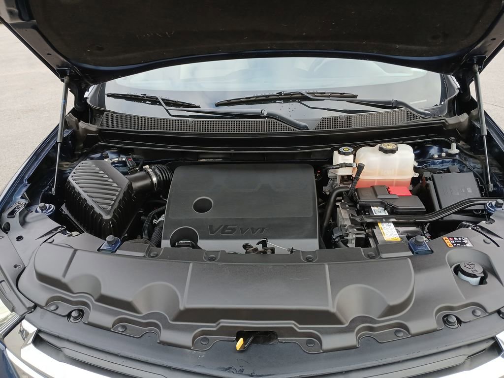 Used 2023 Chevrolet Traverse LS w/ Safety Package image 31