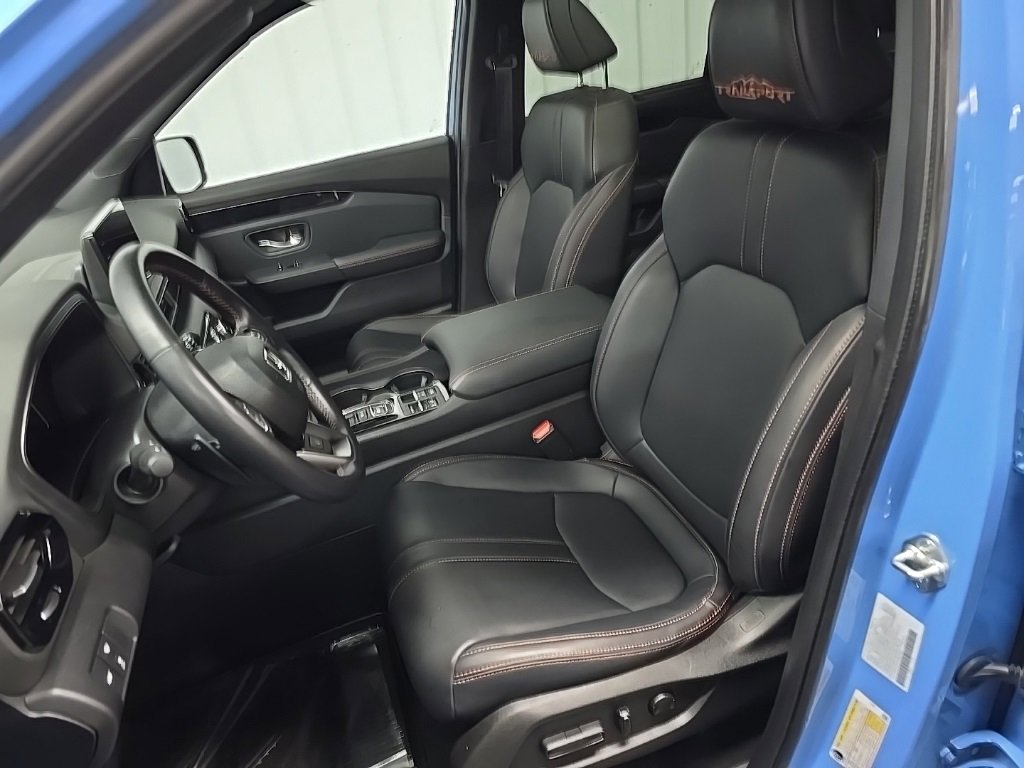 Used 2023 Honda Pilot TrailSport image 30