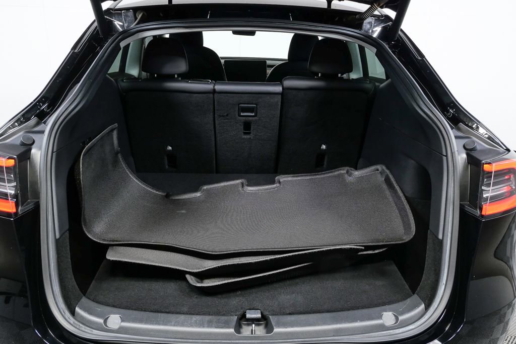 Used 2021 Tesla Model Y Performance image 11