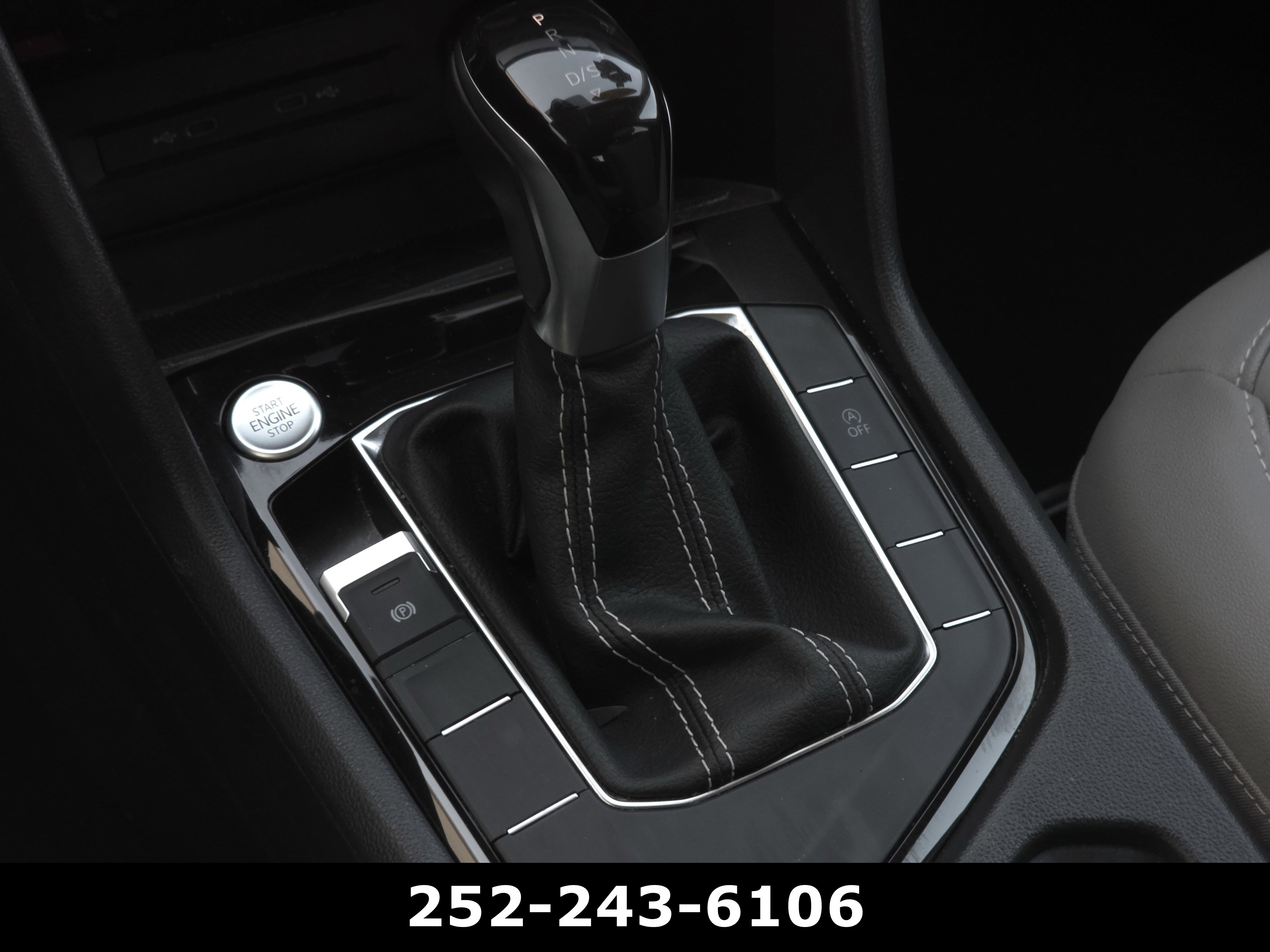 Used 2024 Volkswagen Taos SE FWD image 14