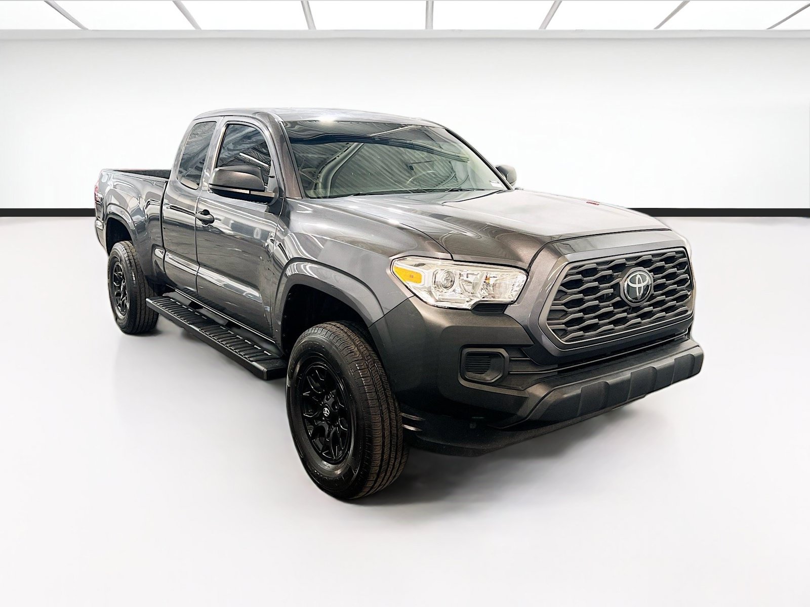 Used 2023 Toyota Tacoma SR AWD/4WD image 3