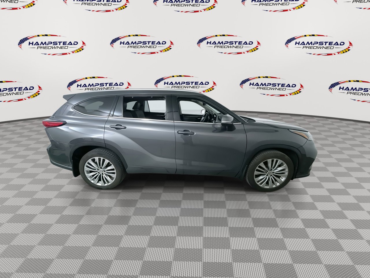 Used 2021 Toyota Highlander Platinum image 9