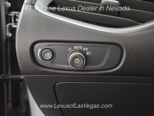 Used 2024 Chevrolet Malibu LT FWD image 38