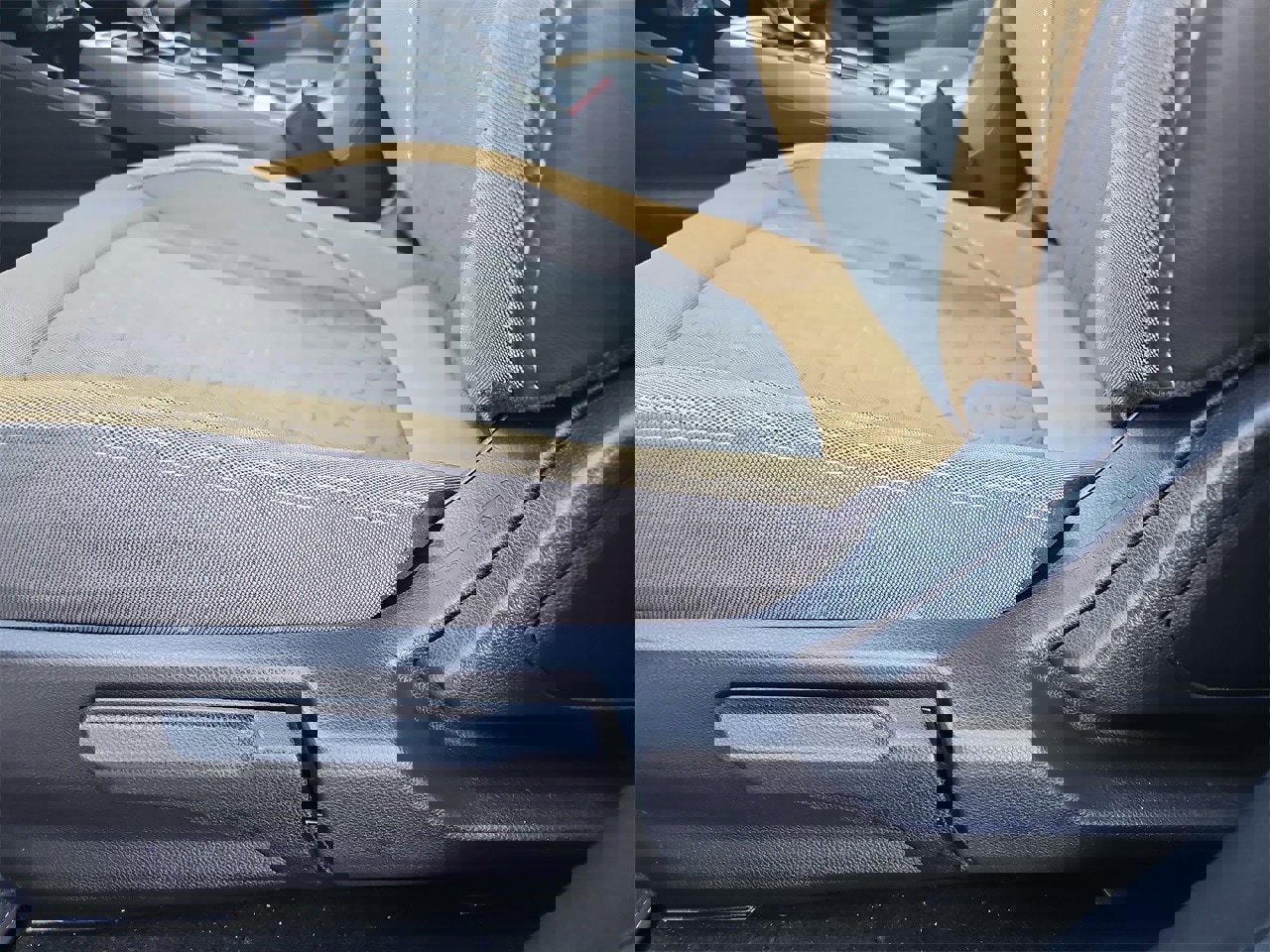 Certified 2024 Subaru Crosstrek 2.5i Sport w/ Crosstrek Mirror Package image 29