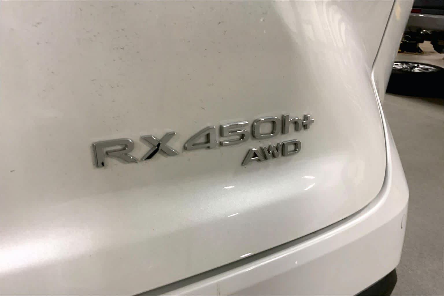 Certified 2025 Lexus RX 450h AWD w/ Convenience Package image 10