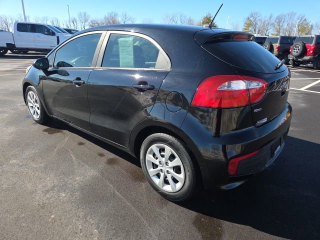Used 2017 Kia Rio LX image 3
