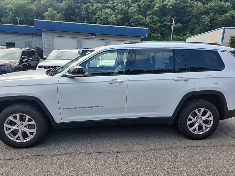 Used 2021 Jeep Grand Cherokee L Limited AWD/4WD image 4