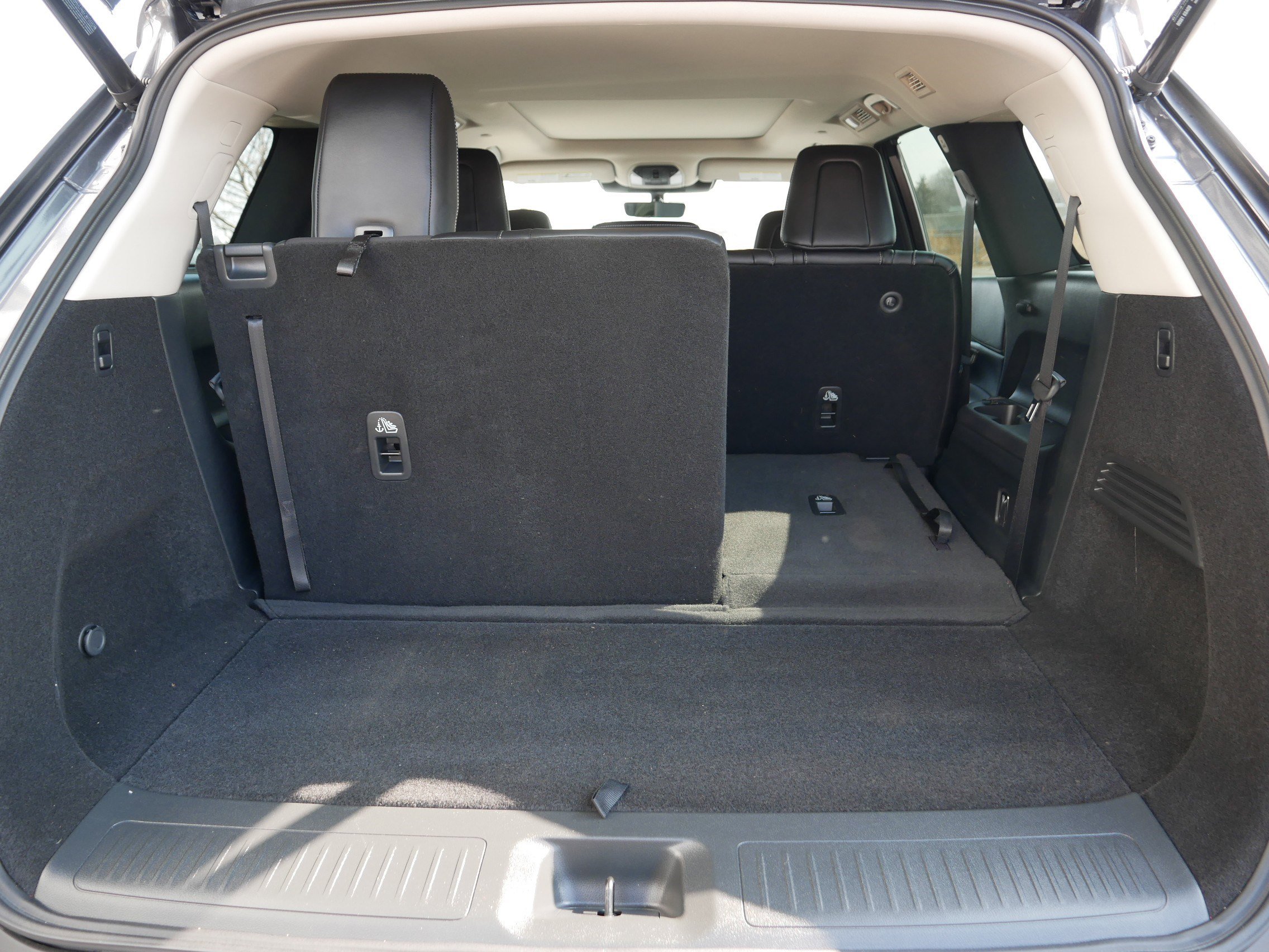 Certified 2025 INFINITI QX60 Luxe image 18