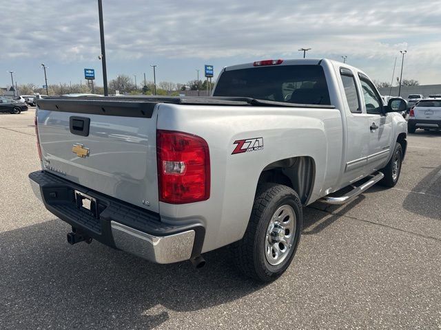 Used 2011 Chevrolet Silverado 1500 LS RWD image 3