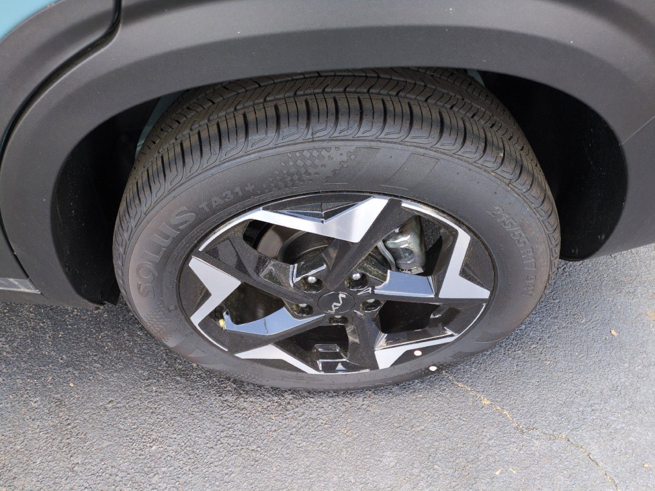 New 2026 Kia Seltos EX FWD image 11