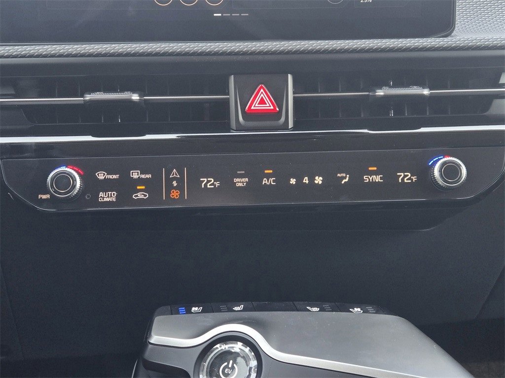 New 2025 Kia EV6 Wind image 14