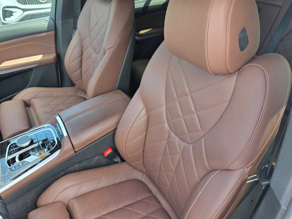 Used 2025 BMW X5 sDrive40i w/ Parking Assistance Package RWD image 11