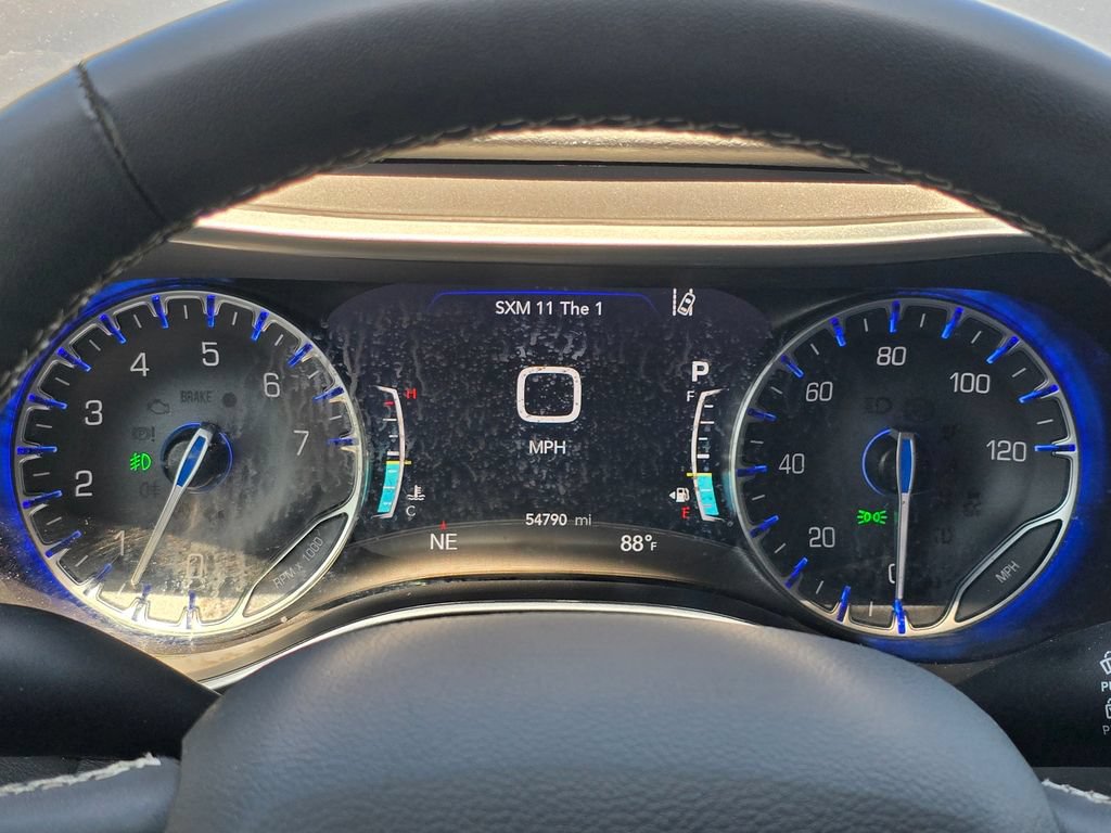 Used 2025 Chrysler Pacifica Select FWD image 31