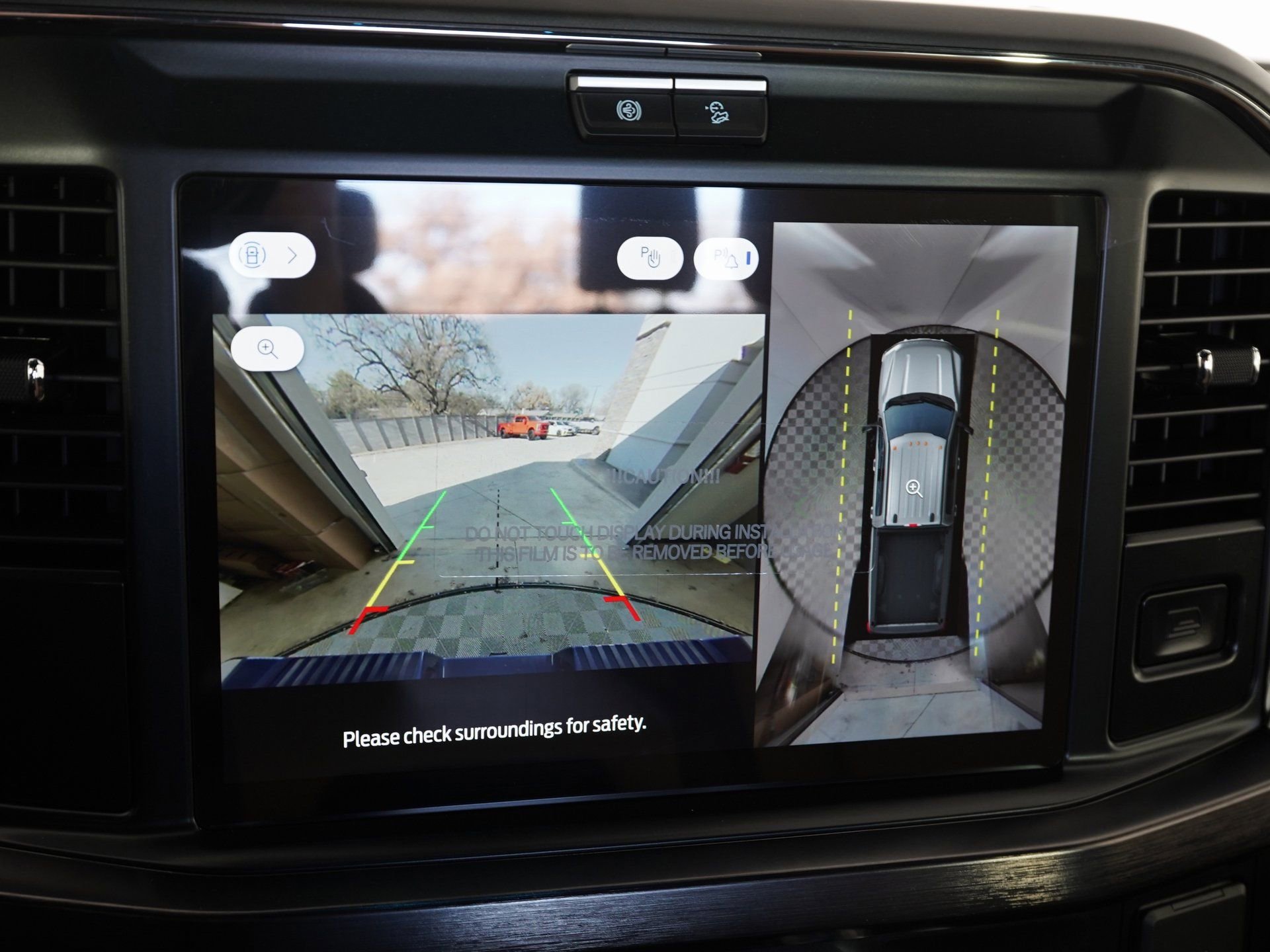 Used 2026 Ford F450 Lariat w/ FX4 Off-Road Package image 27