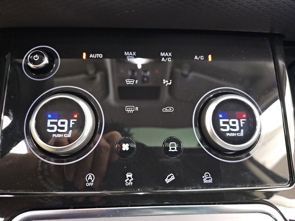 Used 2023 Land Rover Range Rover Evoque S AWD/4WD image 27