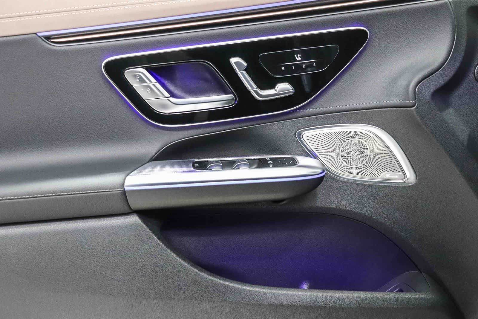 Used 2023 Mercedes-Benz EQE 500 4MATIC Sedan image 22