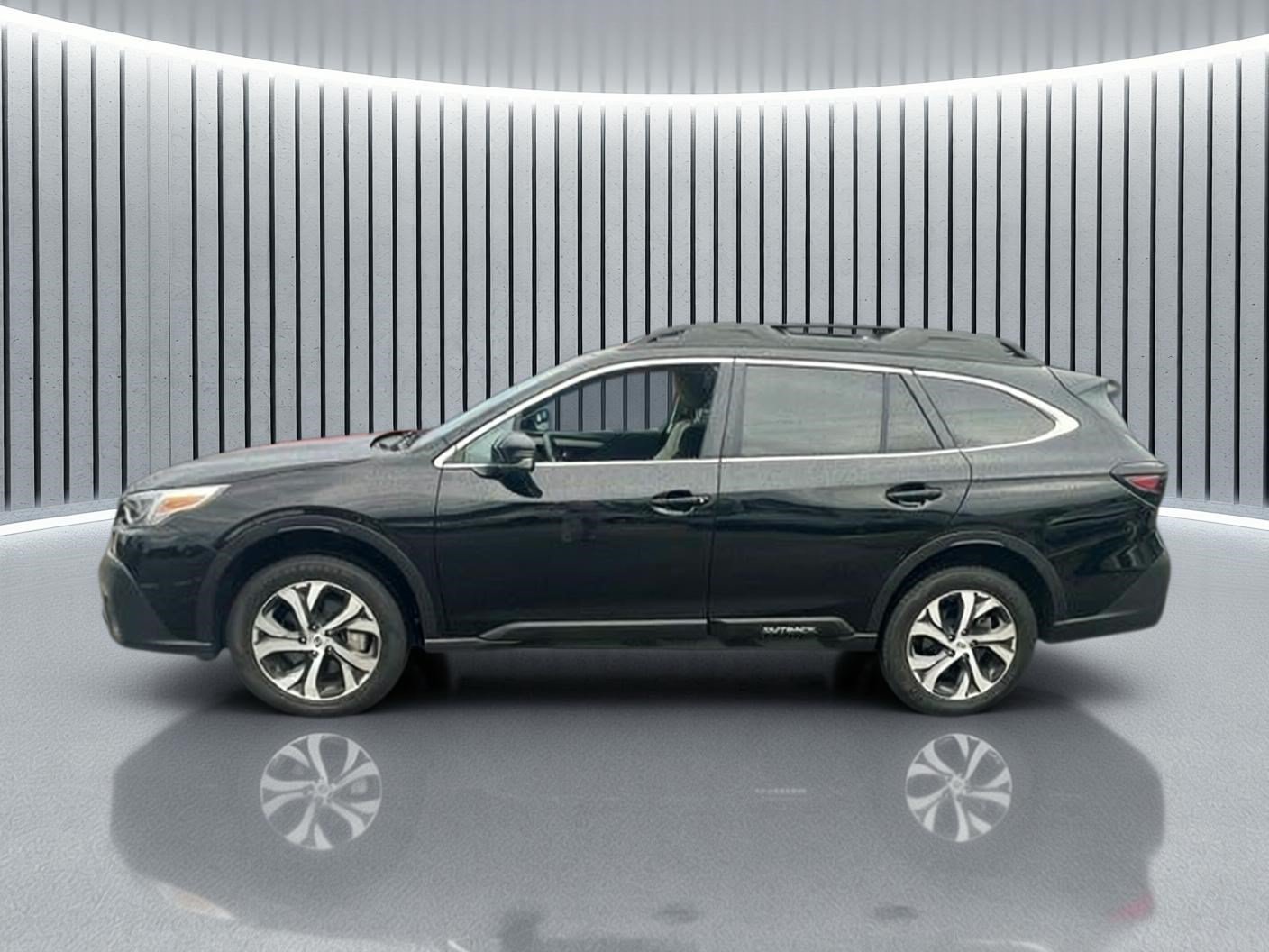 Used 2022 Subaru Outback Limited AWD/4WD image 5