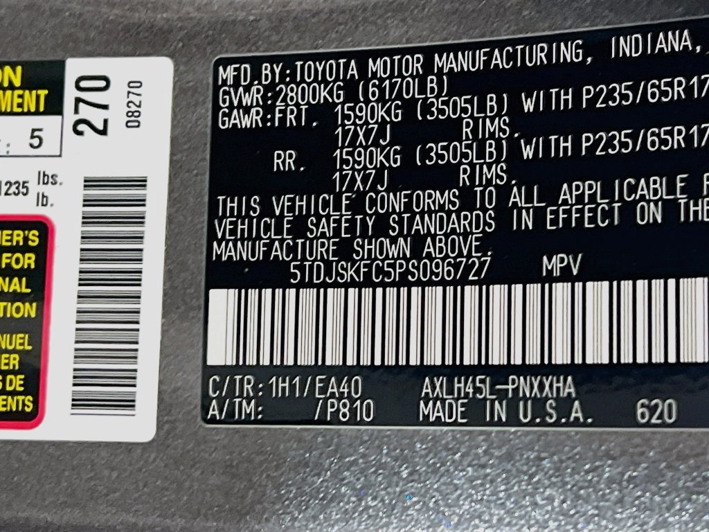 Certified 2023 Toyota Sienna XLE w/ XLE Plus Package AWD/4WD image 33
