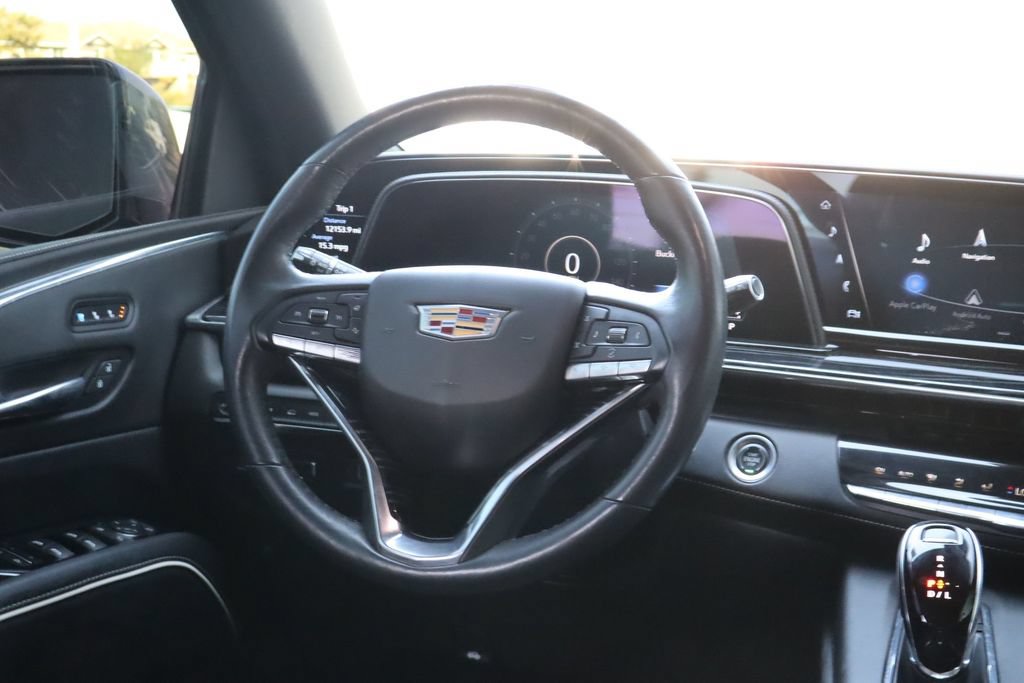 Used 2021 Cadillac Escalade Sport w/ Driver Assist Tech Package AWD/4WD image 28