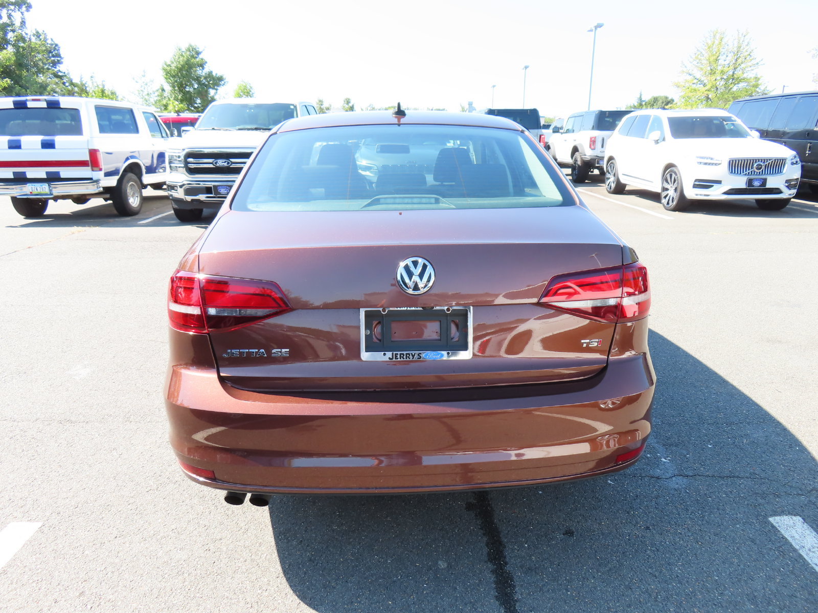 Used 2016 Volkswagen Jetta SE FWD image 6