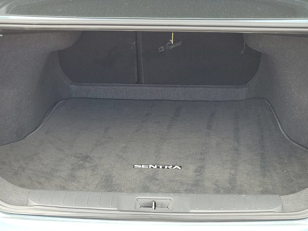 Used 2024 Nissan Sentra SV FWD image 31
